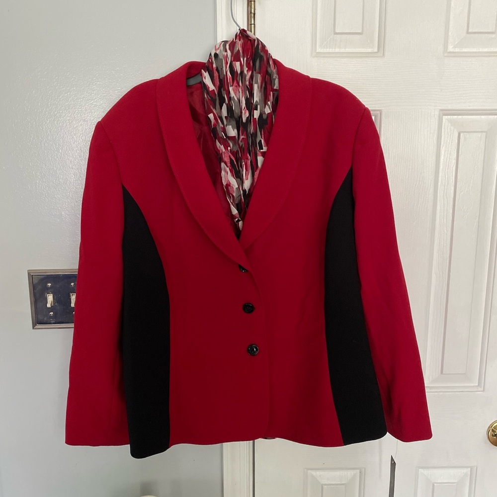 Tahari blazer - brand new with tags!